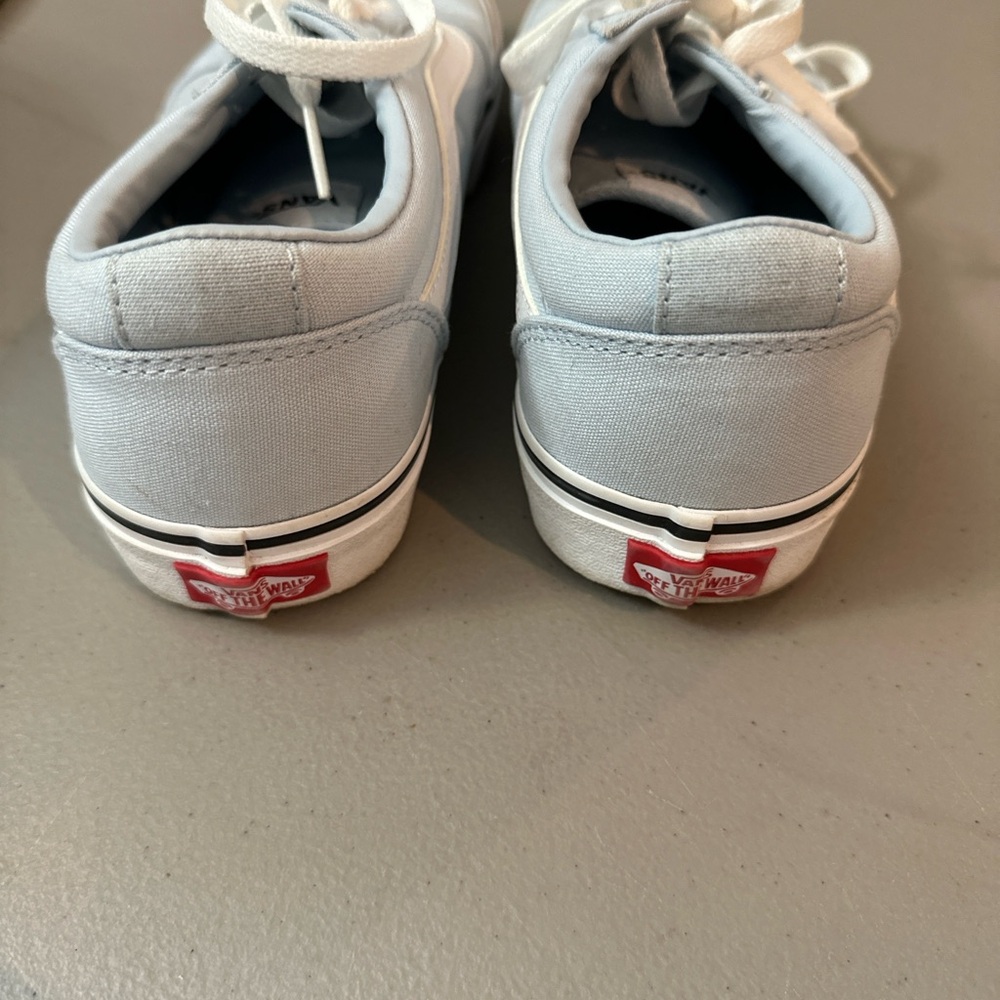 Women's light blue vans size 9 excellent condition - Picture 2 of 4